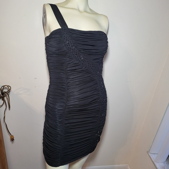 GRASS collection Size L one shoulder bodycon little BLACK dress - Picture 7 of 9